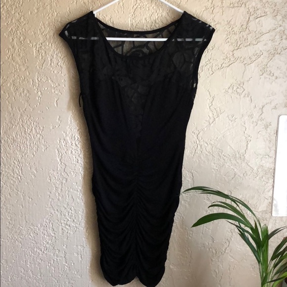 a'gaci Dresses & Skirts - A’gaci little black dress with rose comfy lace